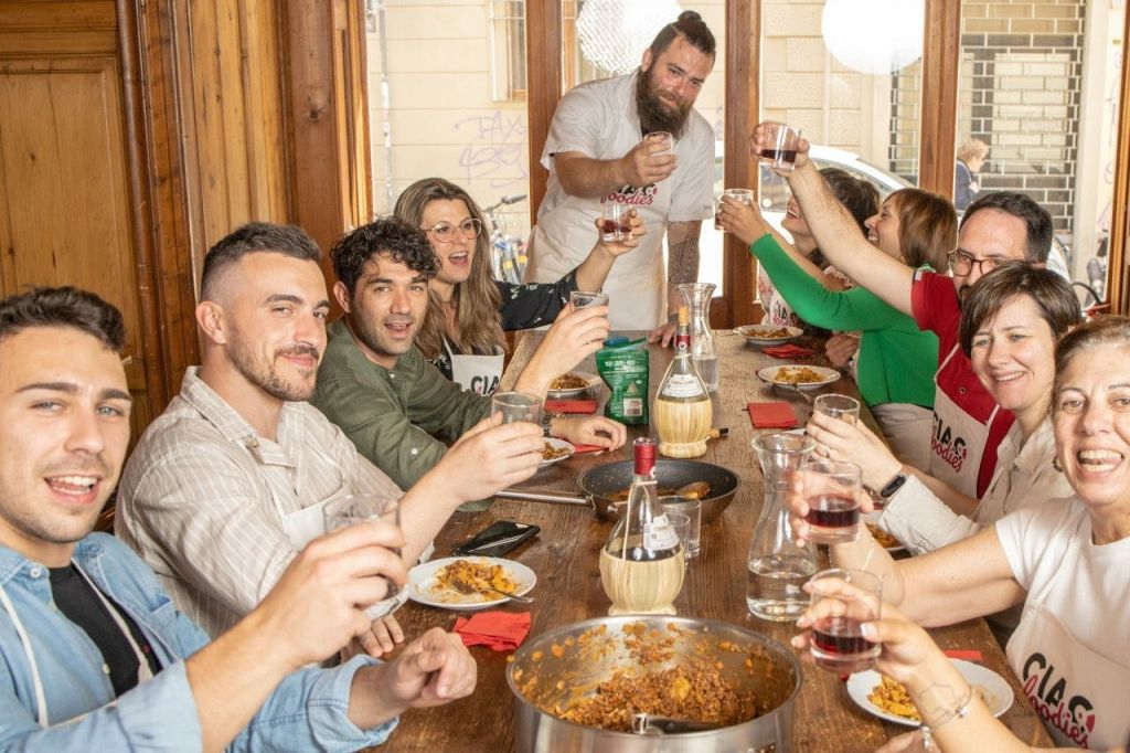 Clase de Cocina para Amantes de la Pasta: Aprende a cocinar Tagliatelle, Ravioli y Tiramisù