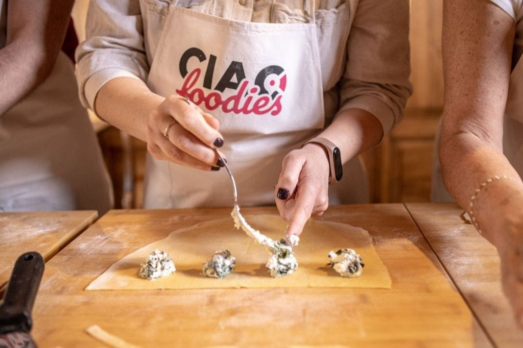 Clase de Cocina para Amantes de la Pasta: Aprende a cocinar Tagliatelle, Ravioli y Tiramisù