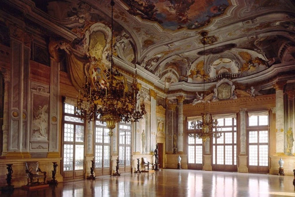 Musée de la Ca' Rezzonico : Visite guidée + Visite à pied de Casanova