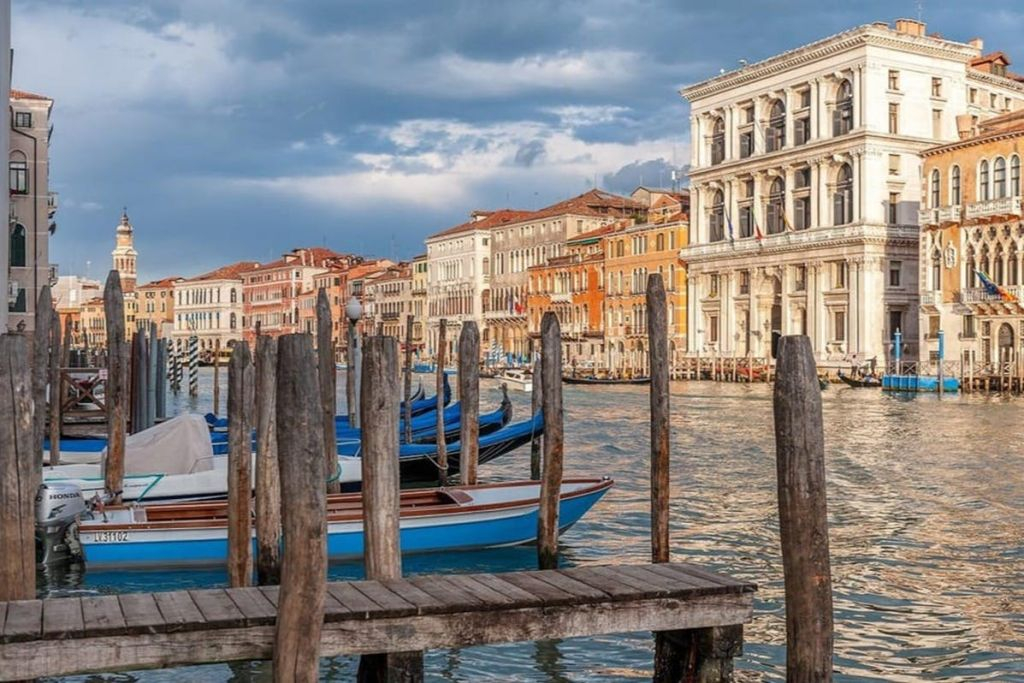 Museo di Ca' Rezzonico: Tour guidato + Tour a piedi di Casanova