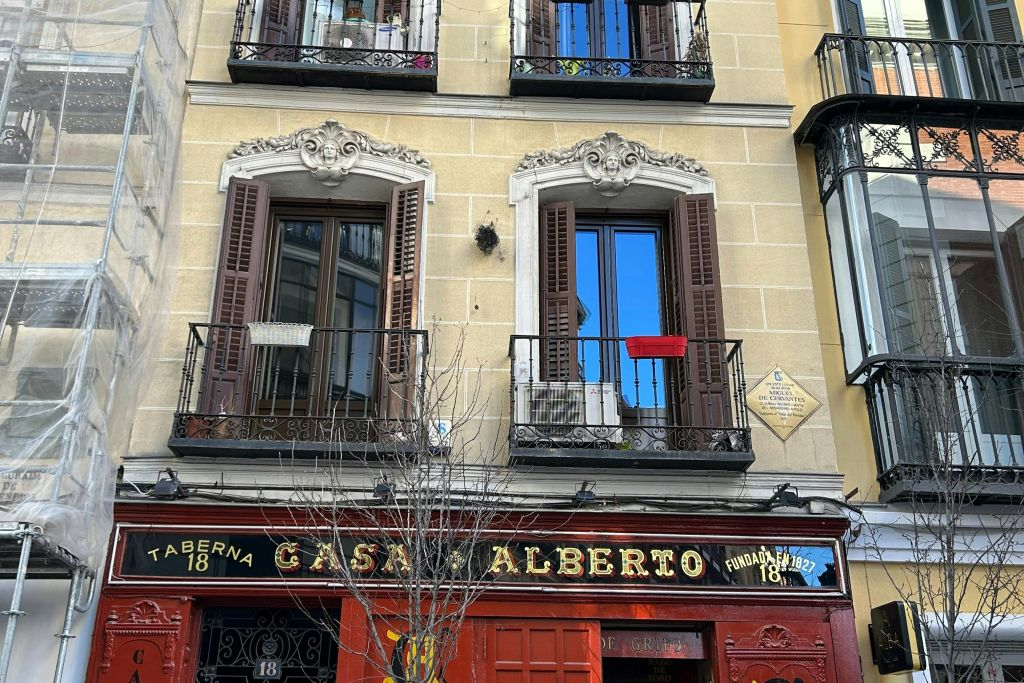 Barrio de las Letras Madrid: Guided Walking Tour