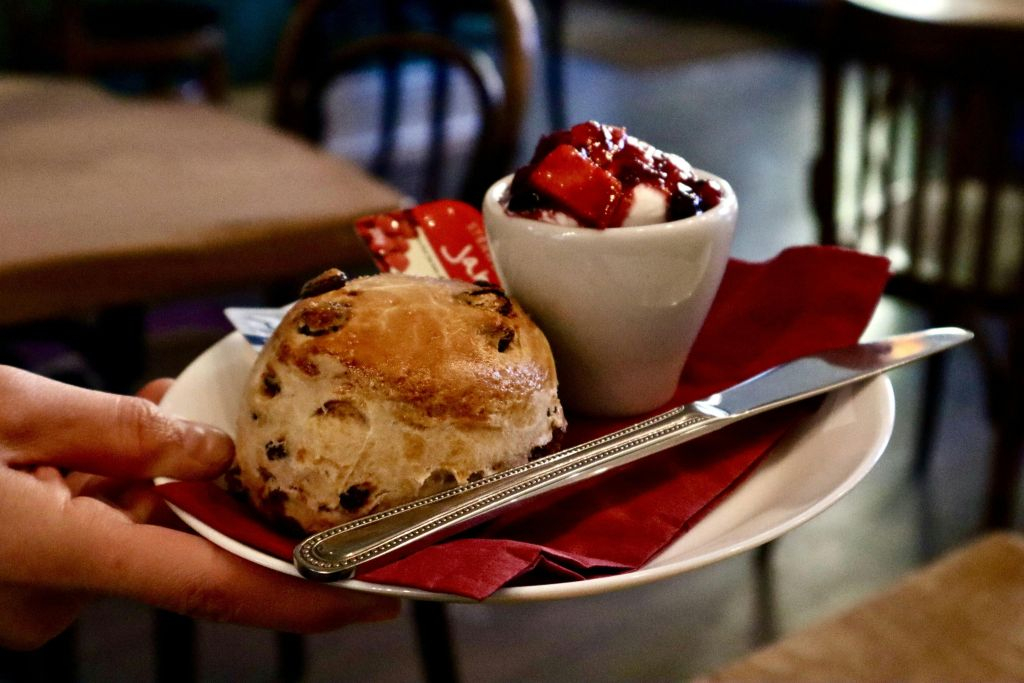 Edinburgh: Guided Food Tour