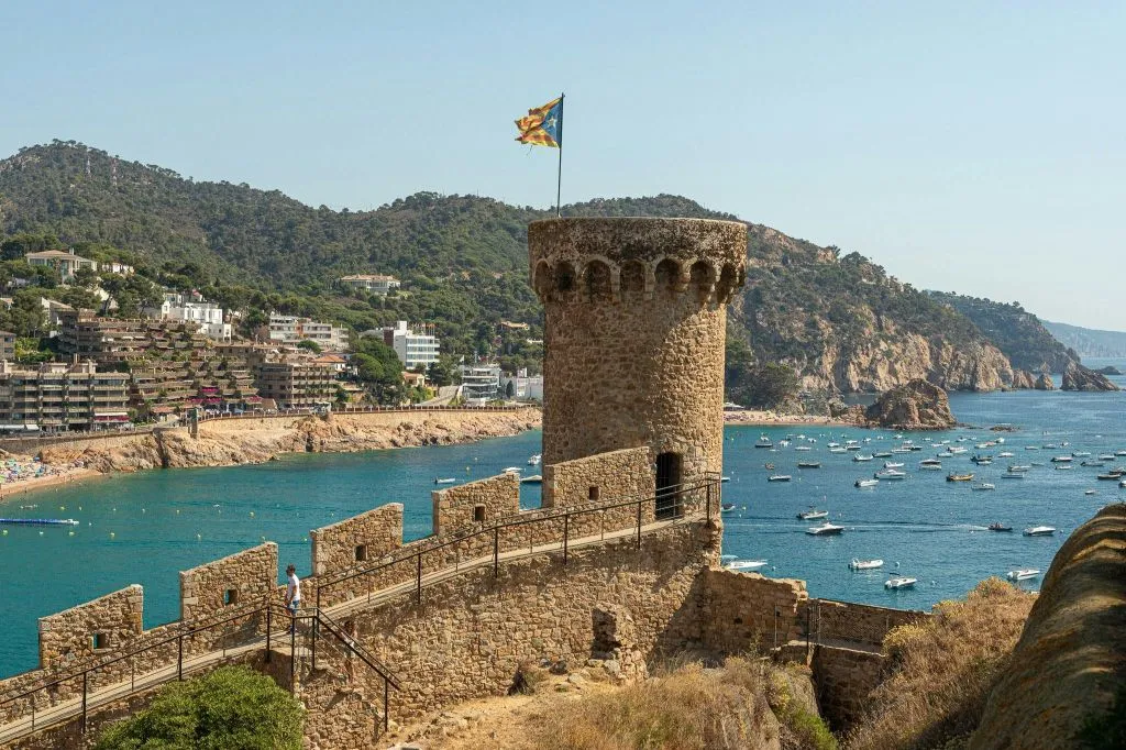 Costa Brava & Tossa de Mar: Guided Tour from Barcelona