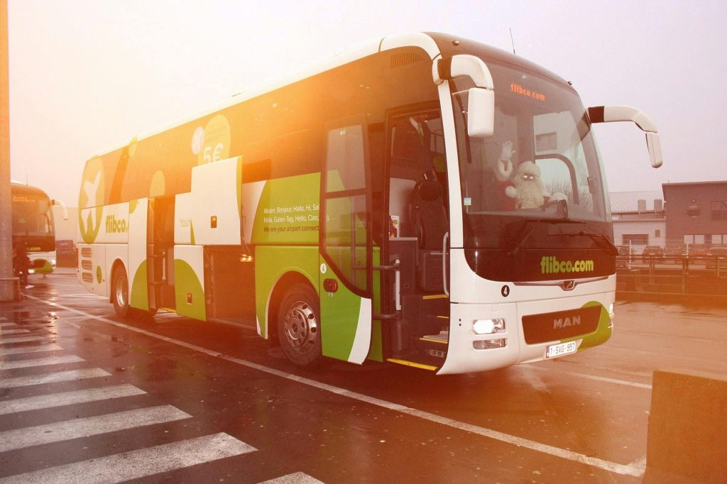 Bruxelas: Ônibus de/para o Aeroporto de Charleroi e Bruxelas Midi/Bruxelas SW