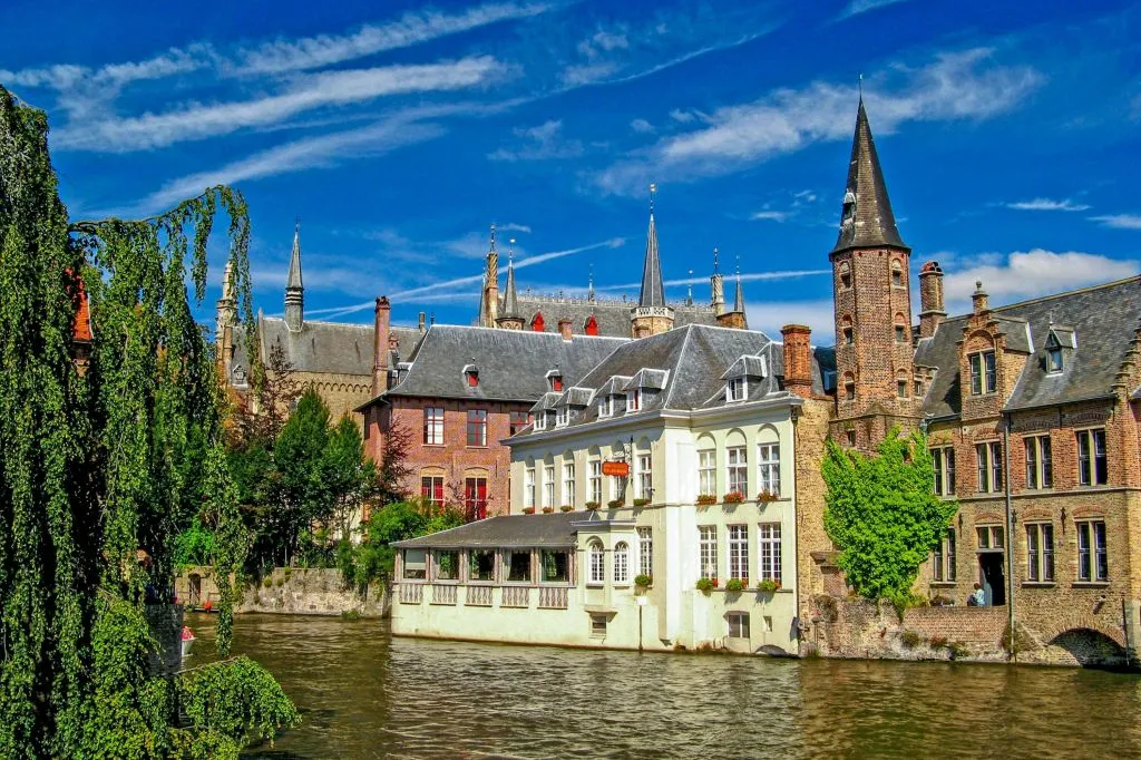 Bruges : Guide audio par TouringBee