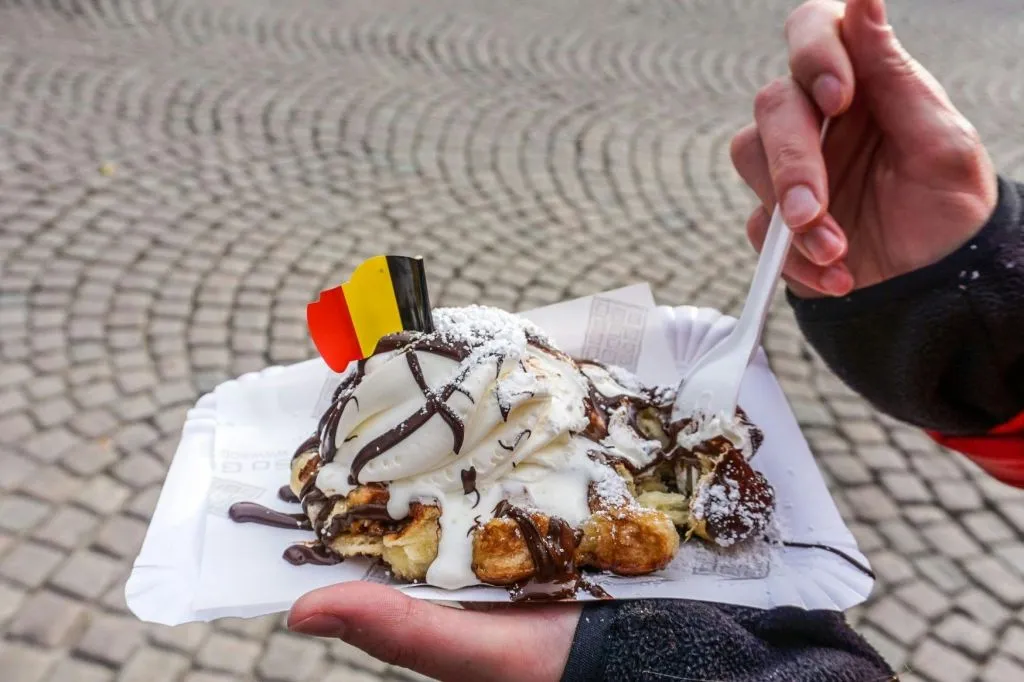Bruges: Walking Tour with AI Guide on Your Mobile