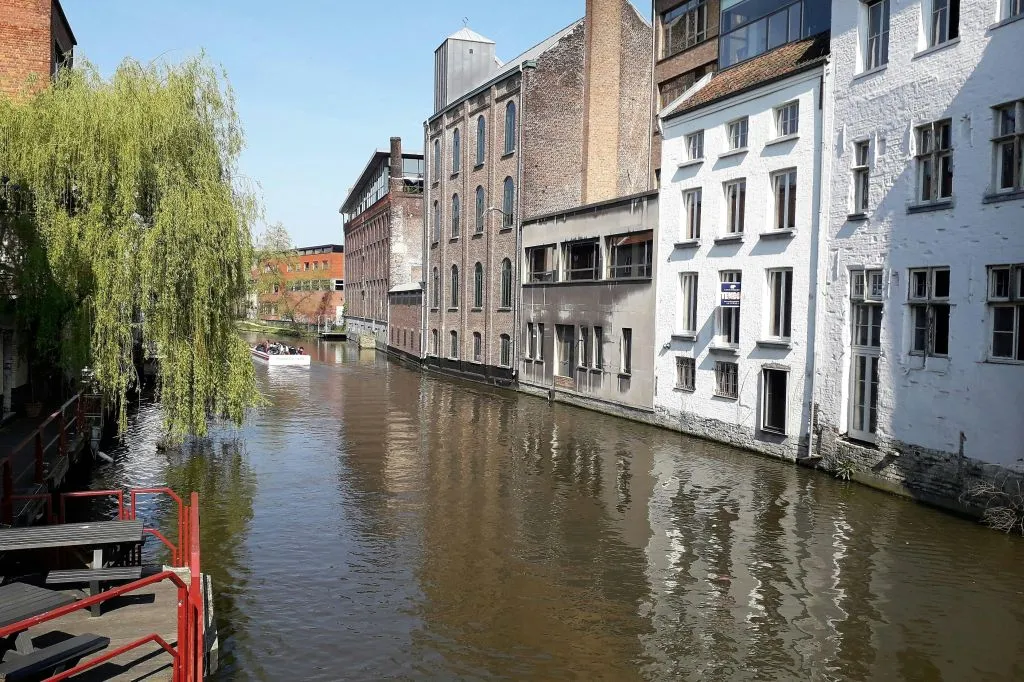 Ghent: City Tour and Beer Tasting + Canal Cruise