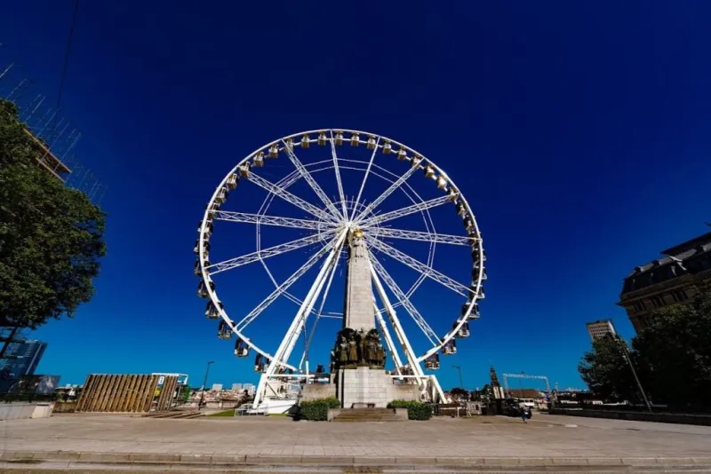 Bruxelas: Visita áudio dos destaques da cidade + entrada sem filas na roda gigante The View