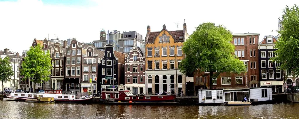 Amsterdam: City Audio Guide App for Your Smartphone