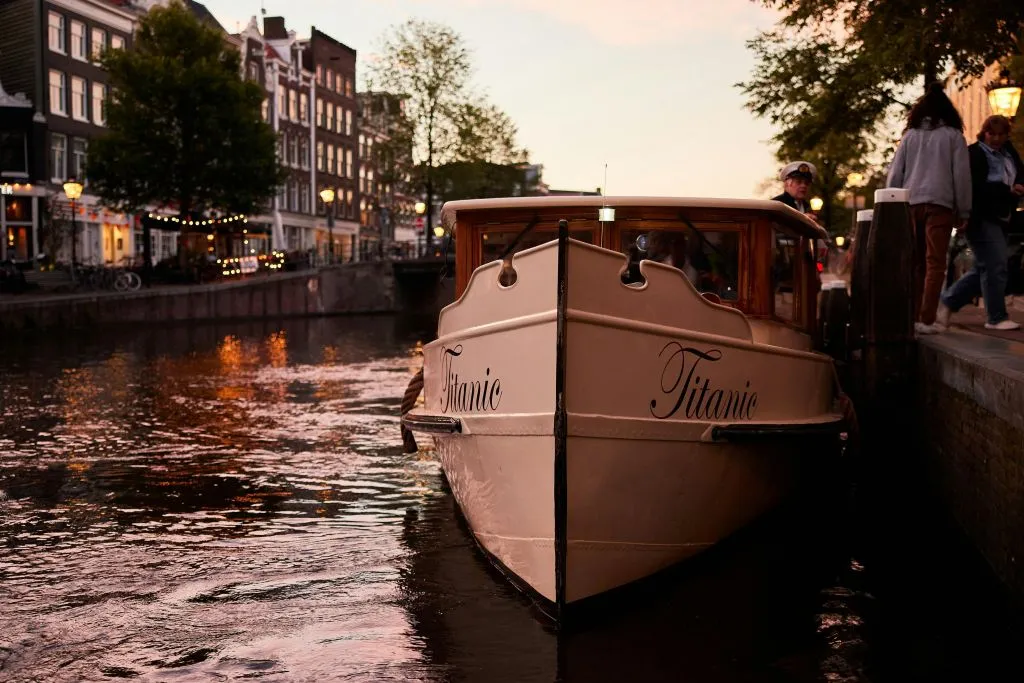 Amsterdam: Flagship Tour in barca sui canali