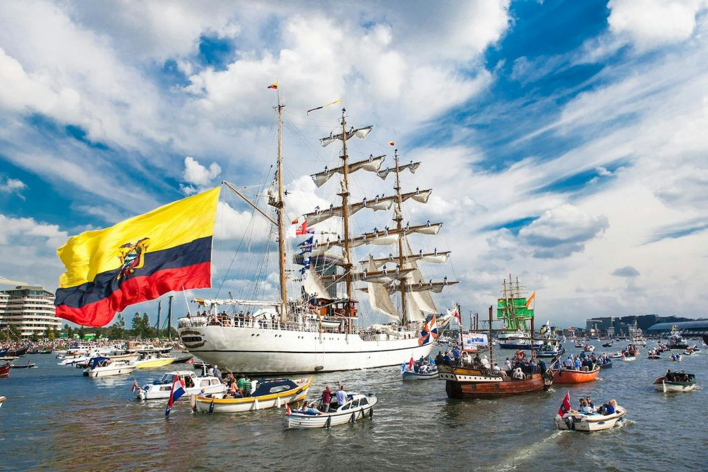 SAIL Amsterdam 2025: Open Boat Cruise with Drink