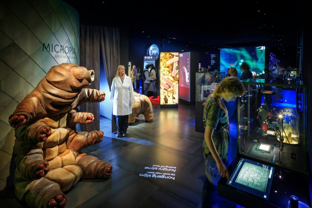 ARTIS Amsterdam Royal Zoo & Micropia: Skip The Line Entry Ticket