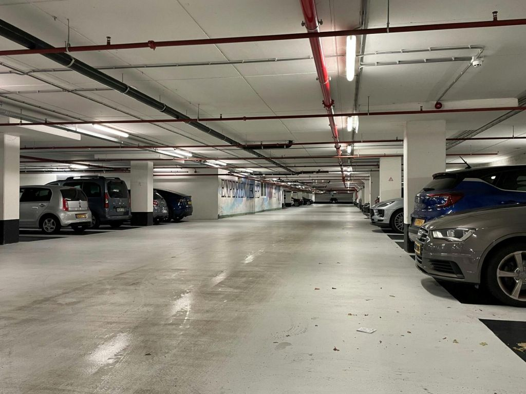 Mobypark Amesterdão: Estacionamento no Leonardo Hotel Rembrandtpark