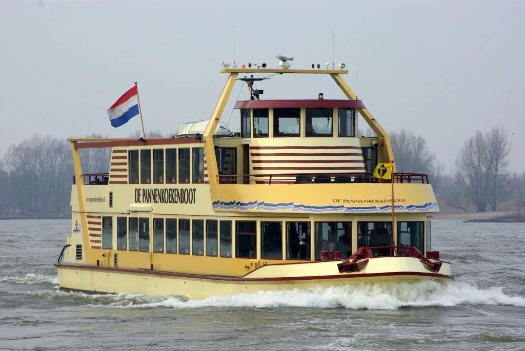 This is Holland + O barco das panquecas