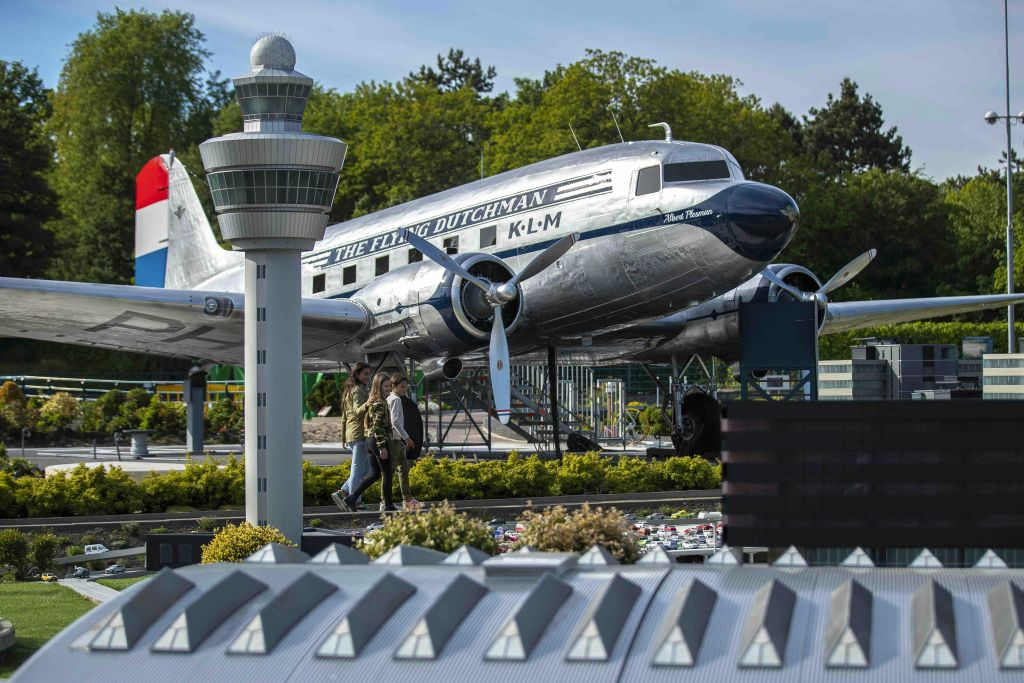 Madurodam + Mauritshouse Museum