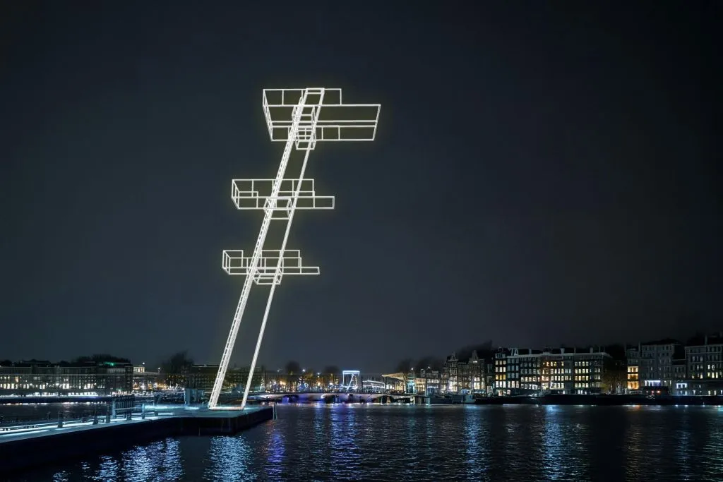 Light Festival: Croisière avec audioguide + chocolat chaud