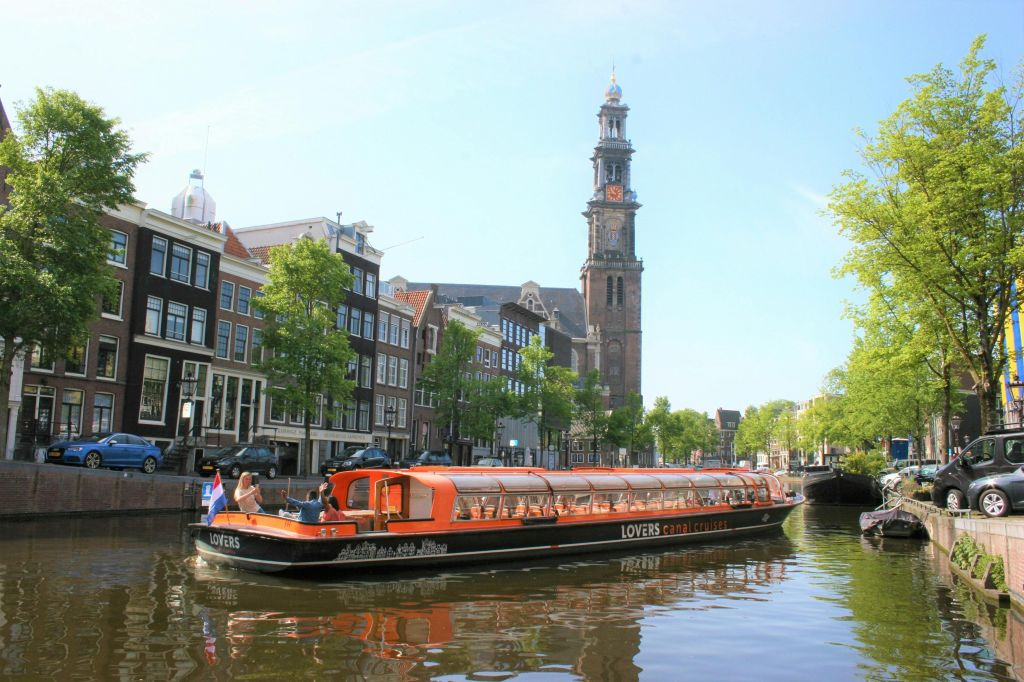 Amsterdã: STRAAT (Museu de Arte de Rua) + 1 hora de cruzeiro pelo canal