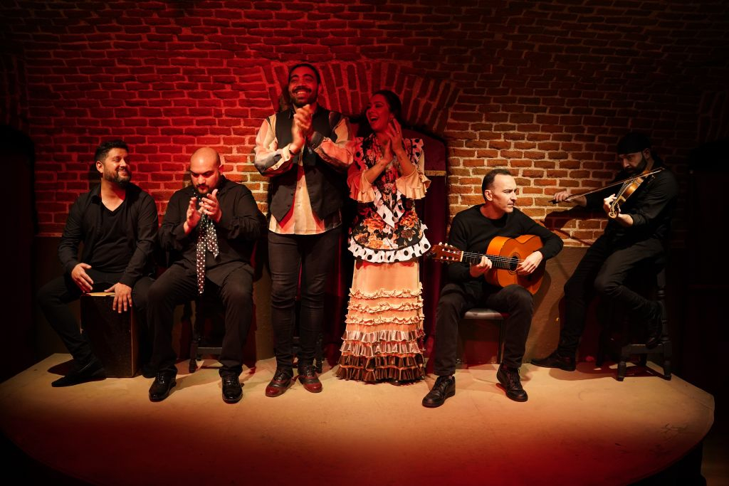 Madrid: Flamenco Show at Essential Tablao with a Drink