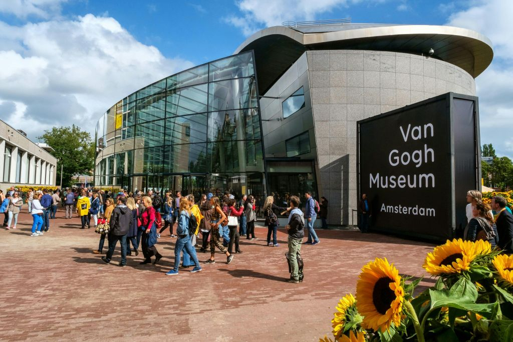 Van Gogh Museum: Skip The Line Entry + 2-Hr Guided Tour