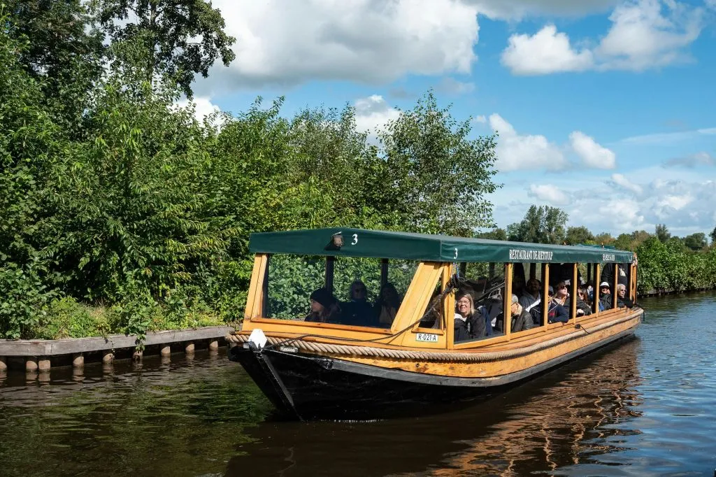 Giethoorn: Transporte + Passeio de barco