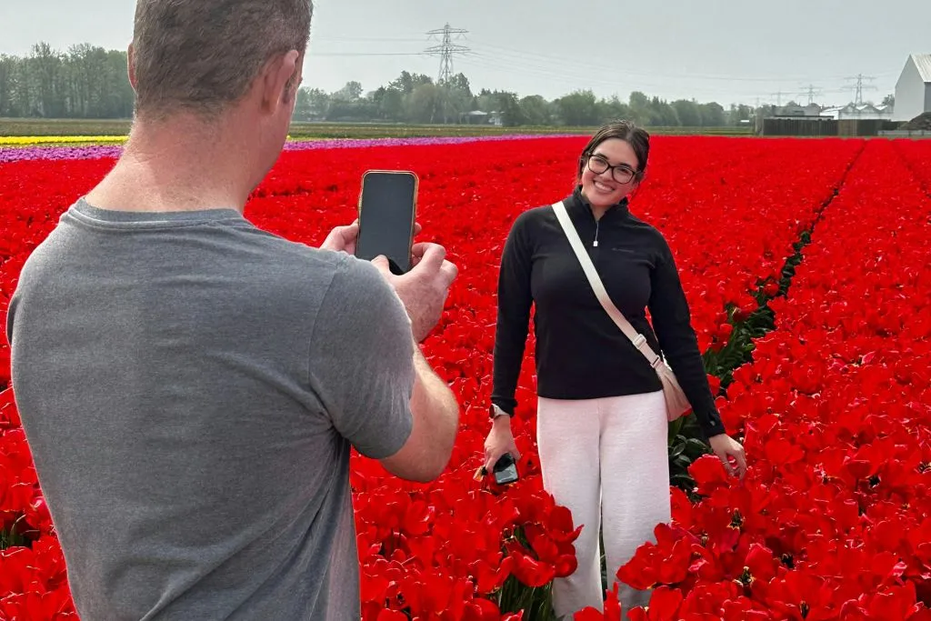 Amsterdam: Excursión guiada en bicicleta por los Tulipanes en grupo reducido