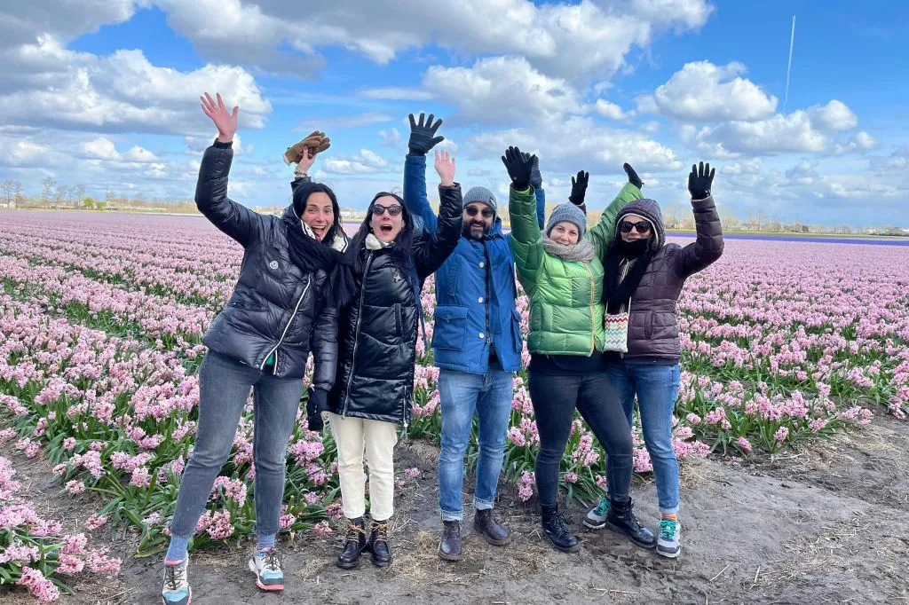 Amsterdam: Excursión guiada en bicicleta por los Tulipanes en grupo reducido