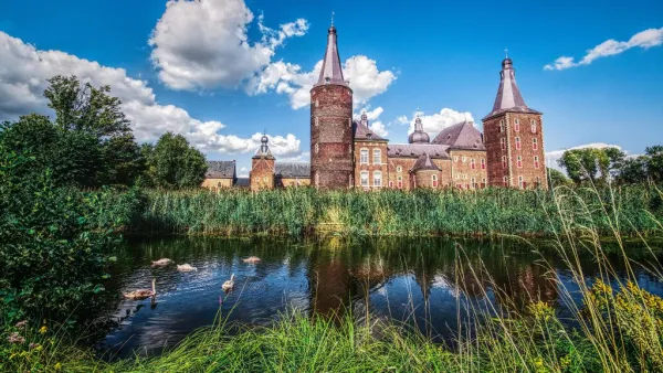 Hoensbroek Castle: Entry Ticket