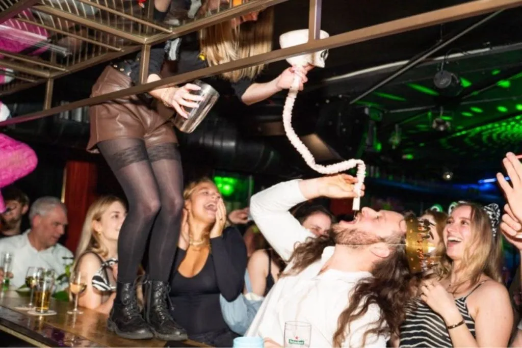 Amsterdam: Giro dei pub del Red Light District