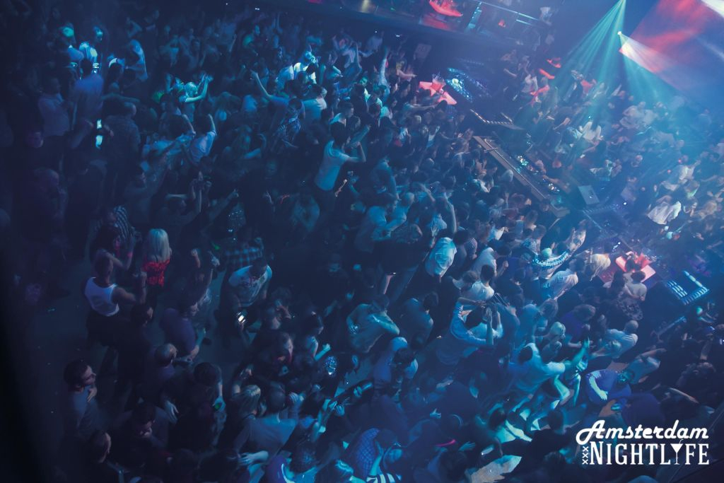 Amsterdam Nightlife & Clubs + Free Drinks