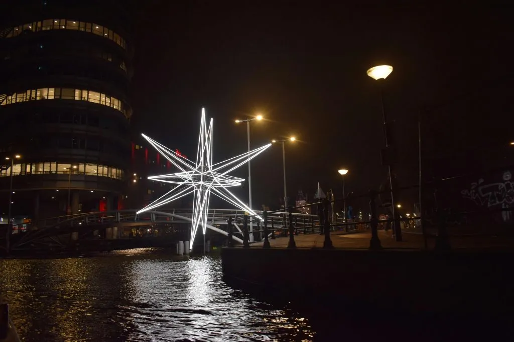 Light Festival: Croisière de la Foire de Noël