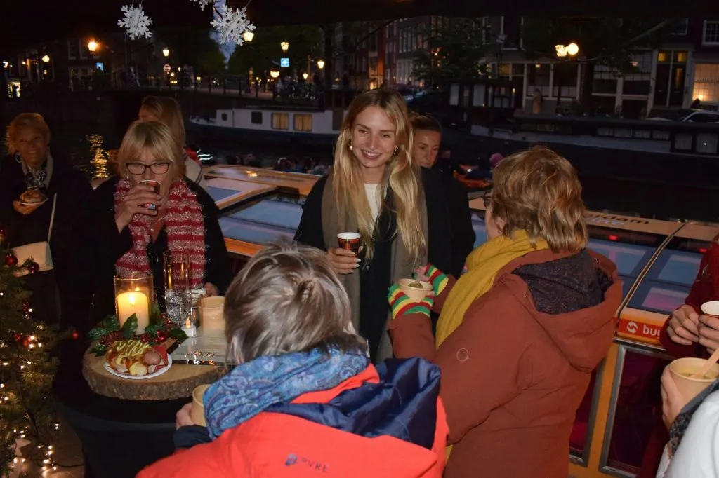 Light Festival: Croisière de la Foire de Noël