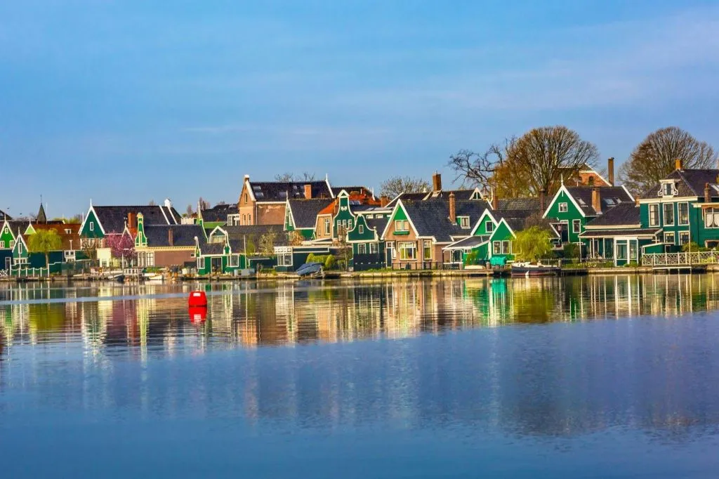 Zaanse Schans: Walking Tour with AI Guide on Your Mobile