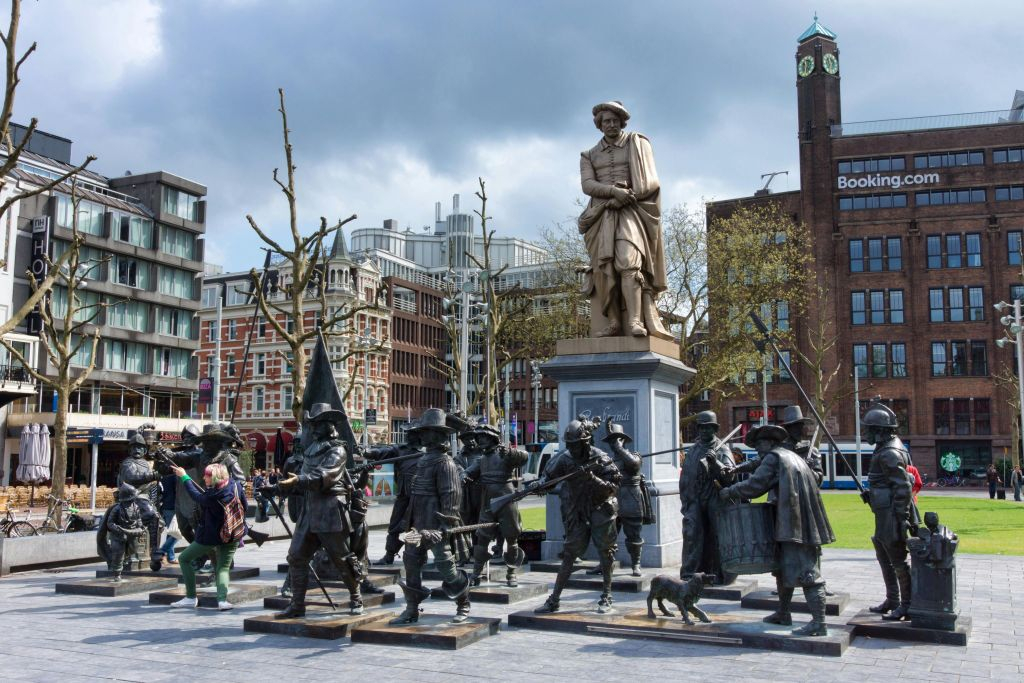 Amsterdam: Small Group City Tour with The Rembrandt House Museum Guided Tour