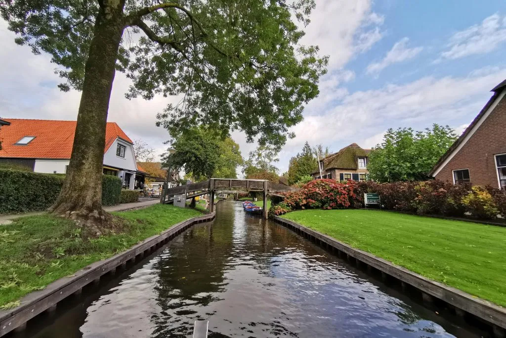 Zaanse Schans e Giethoorn: Excursão para grupos pequenos + traslado do hotel + cruzeiro de barco