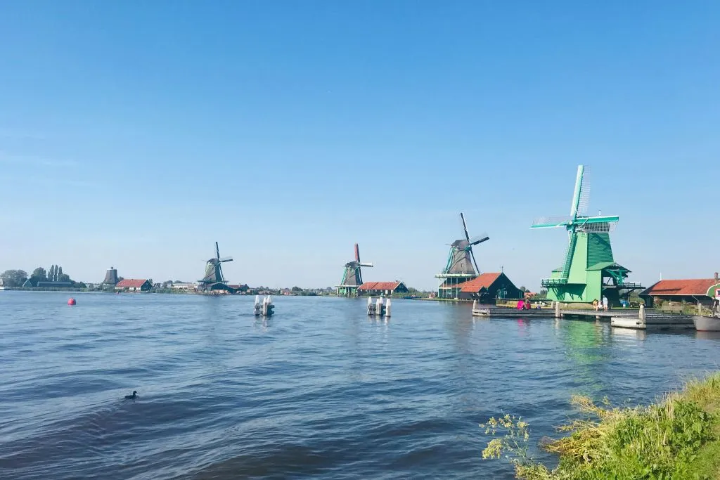 Zaanse Schans e Giethoorn: Excursão para grupos pequenos + traslado do hotel + cruzeiro de barco