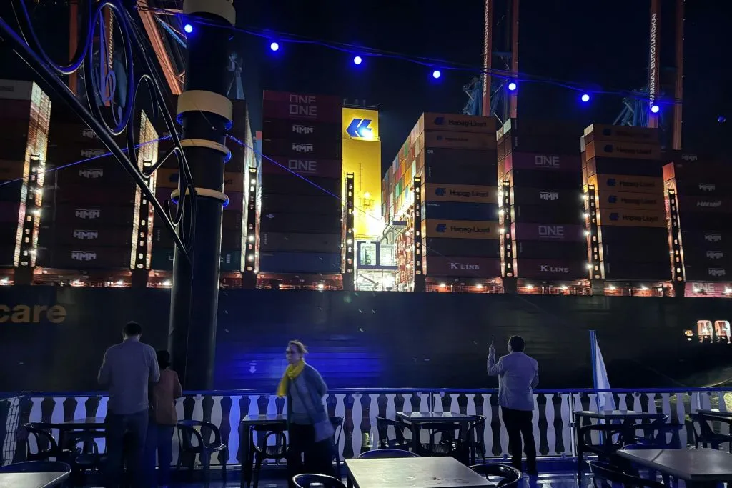 Hamburgo: cruzeiro de uma hora pelas luzes da noite