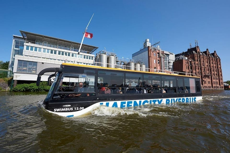 Hamburg: Guided Amphibious Bus Tour