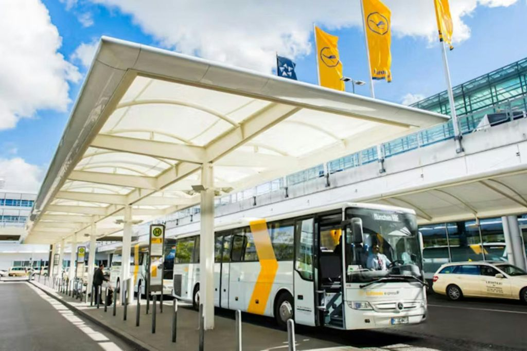Traslados do aeroporto de Munique: Bilhetes de ida para o ônibus expresso da Lufthansa