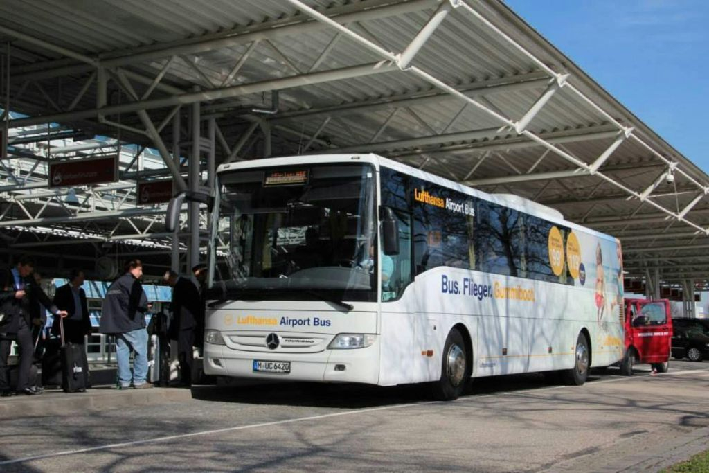 Traslados do aeroporto de Munique: Bilhetes de ida para o ônibus expresso da Lufthansa