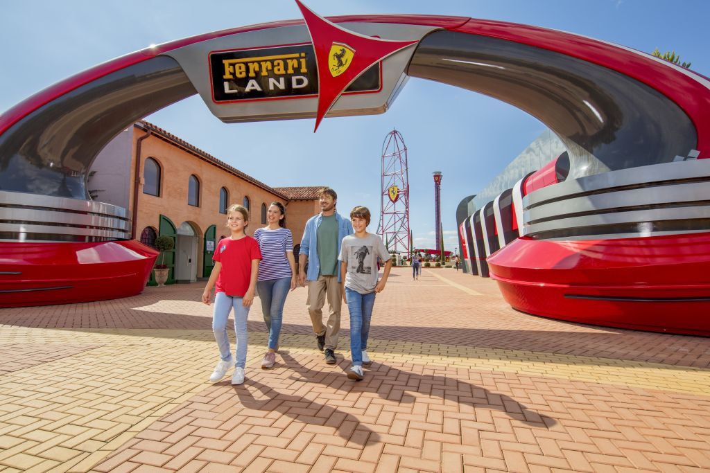 Ferrari Land: Entrada directa