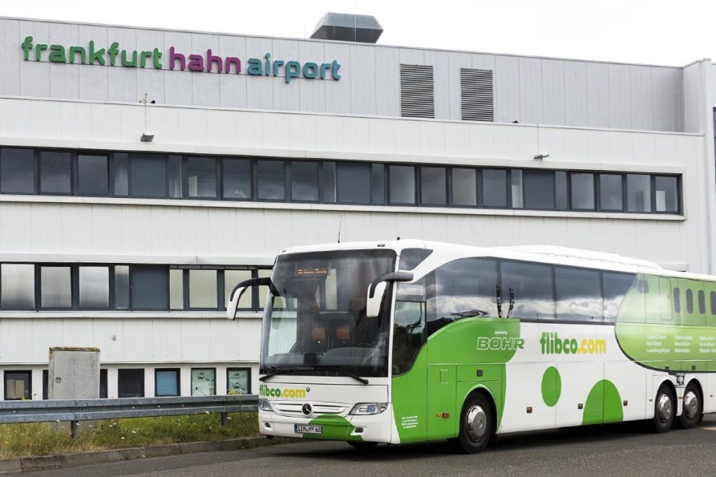 Frankfurt: Bus Transfer To/From Hahn Airport and Mainz