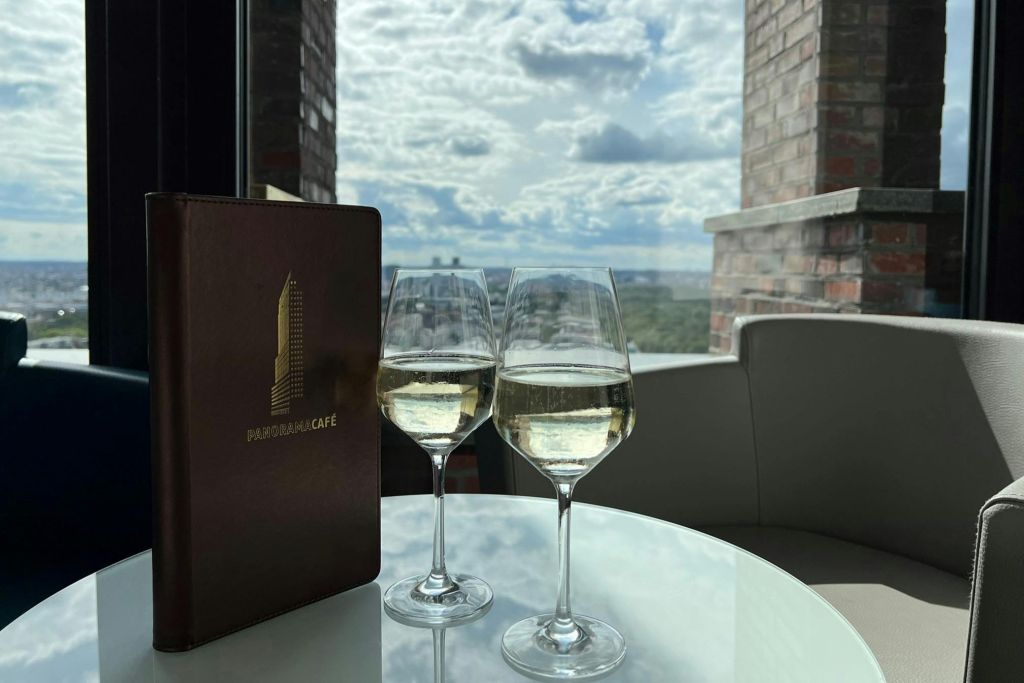 Panoramapunkt Berlín: Entrada VIP con Cremant