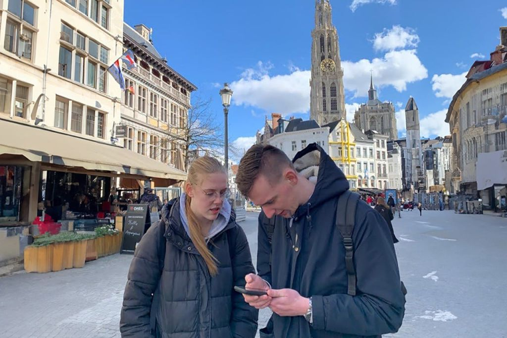 Dortmund: Self-Guided Exploration Game