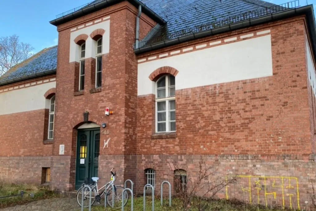 Berlino: Tour privato dei siti della Seconda Guerra Mondiale + prelievo e consegna dall'hotel