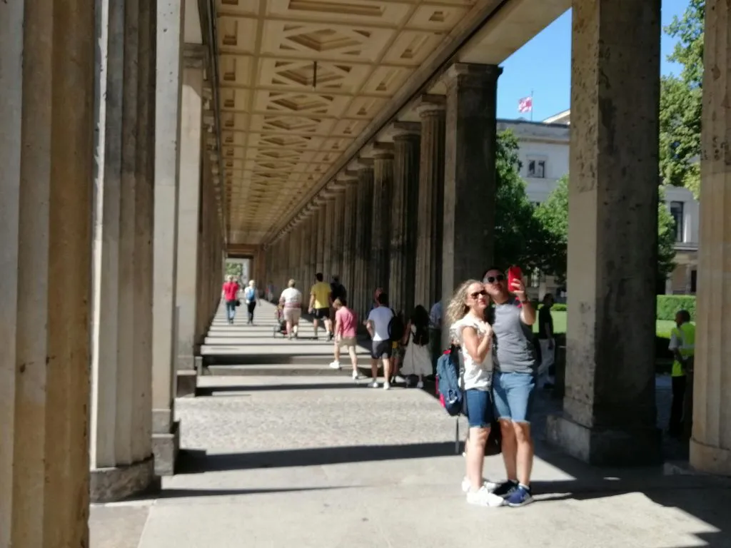 Berlin: Historical Centre Guided Tour with Humboldt Forum and Museum Island