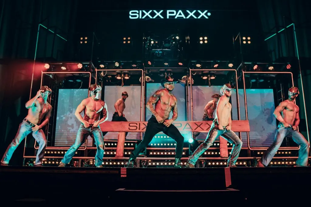 SIXX PAXX Teatro de Hamburgo