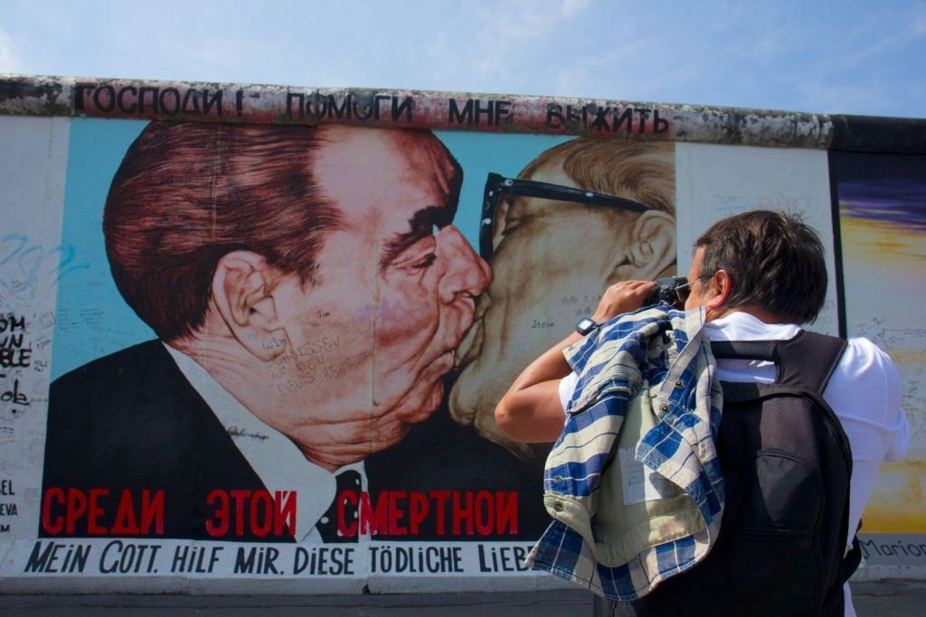 O passe do muro de Berlim