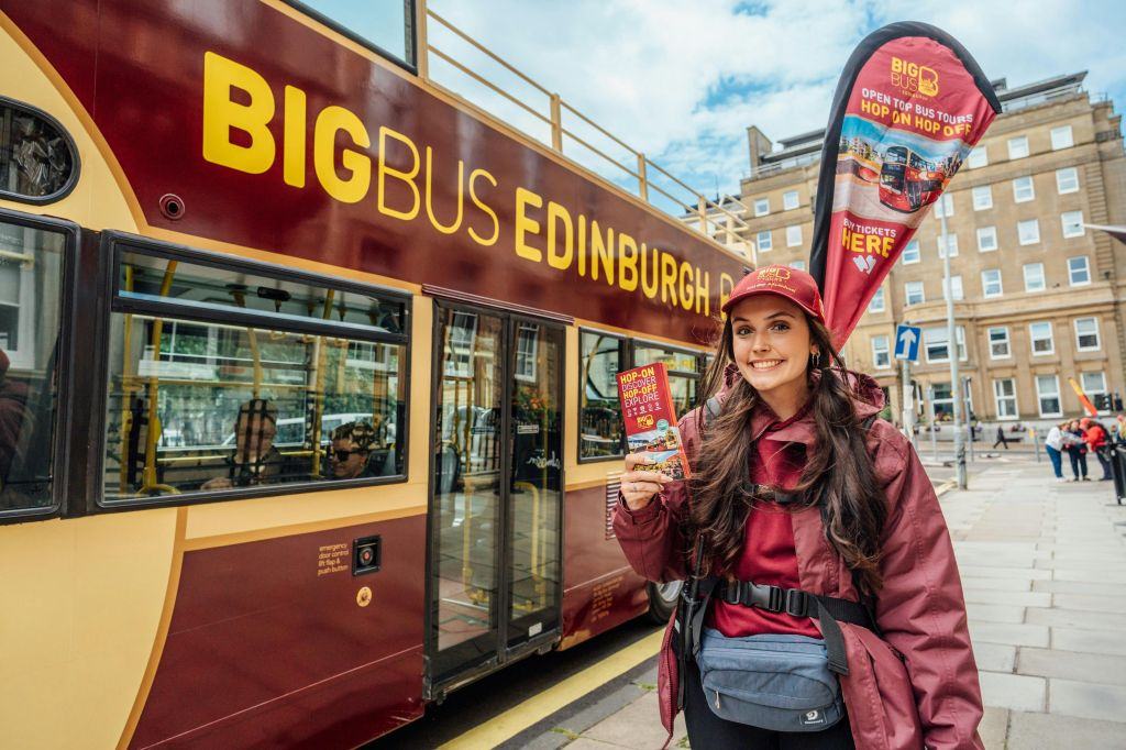 Big Bus Edinburgh: Hop-on Hop-off Bus Tour