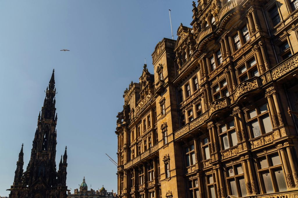 Big Bus Edinburgh: Hop-on Hop-off Bus Tour