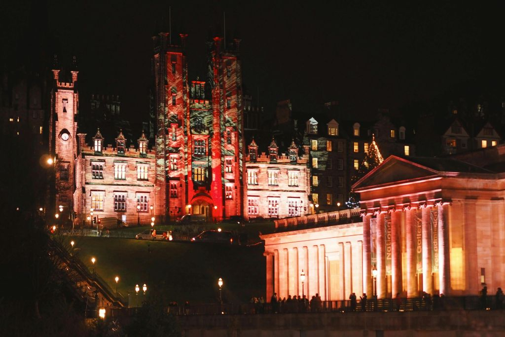 Big Bus Edinburgh: Hop-on Hop-off Bus Tour